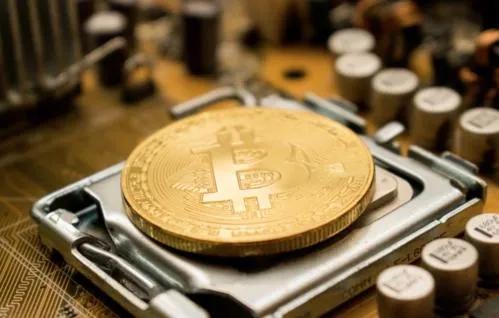 分析师:比特币将在未来18个月内上涨100-400%，为什么BTC预计将触及20,000美元上方的新高2