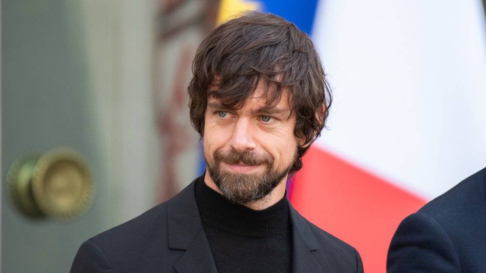 从特斯拉的首席执行官到推特的首席执行官，共有9位顶级富豪持有比特币3