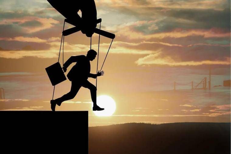 了解“大神”投机货币月收入的300％？上帝暗地里抬起镰刀3