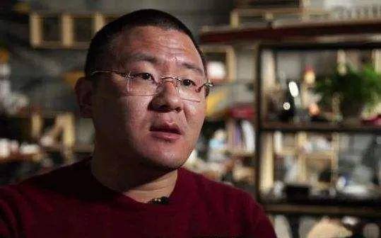 [视频]二宝和吴继涵：带着8名保镖出门，害怕被刺死