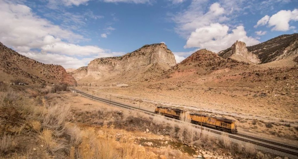 比特币采矿减半真实记录：火电停产，300万水电空负荷1