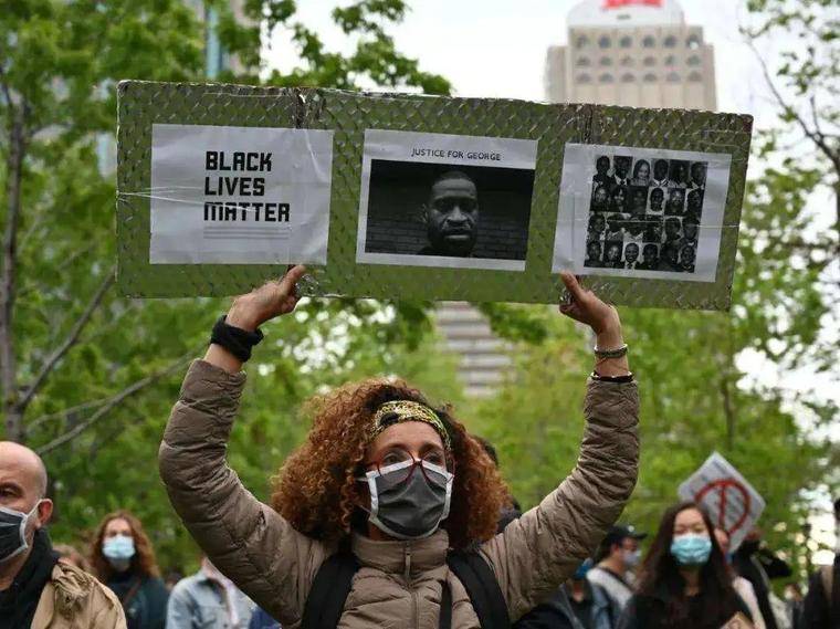 Vitalik讨论了08到20年间加密货币行业的发展1