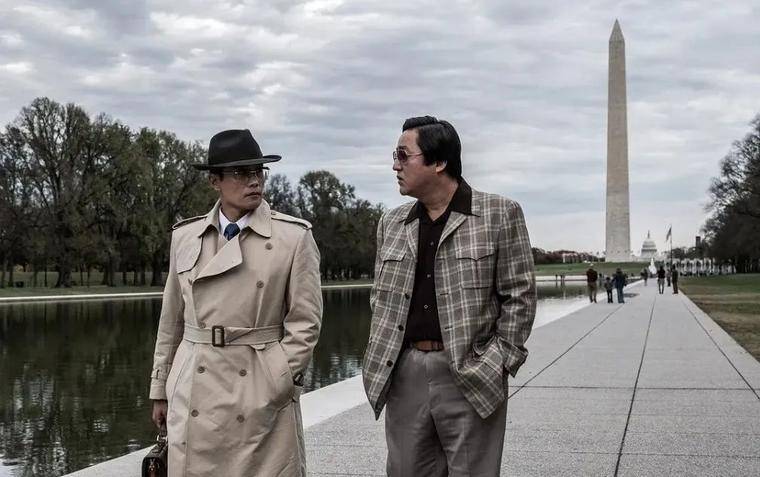 联交所牌照局：一侧为生死符号，另一侧为吉祥物