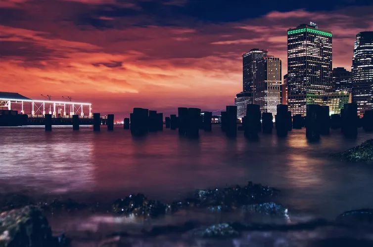 区块链的合规许可证是护身符还是烧钱卡？8