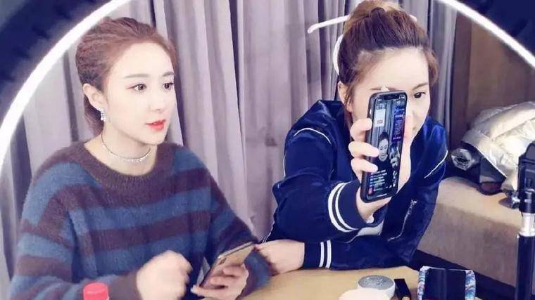 实时流媒体很热门，但是迫切需要重建信任。 1.为什么实时流媒体如此流行。 2. 实时流式传输的关键是信任。 3.实时流媒体的风险因素。 4.区块链：消除风险并建立信任。4