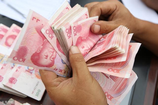 今天，EOS终于贵到用不起了！6