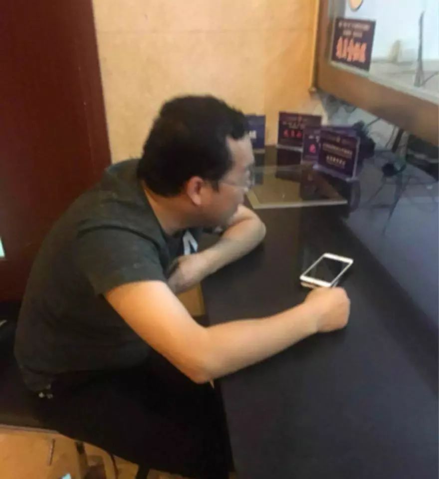 OKEx徐明星遭维权者控诉恶意爆仓、涉嫌货币欺诈，警方已立案调查1